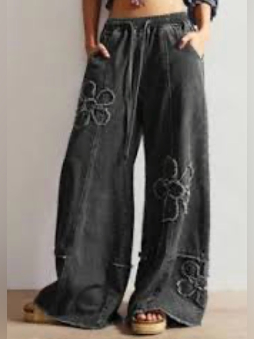 Bohemela Stone Washed Black Cropped Elastic Waist Jeans